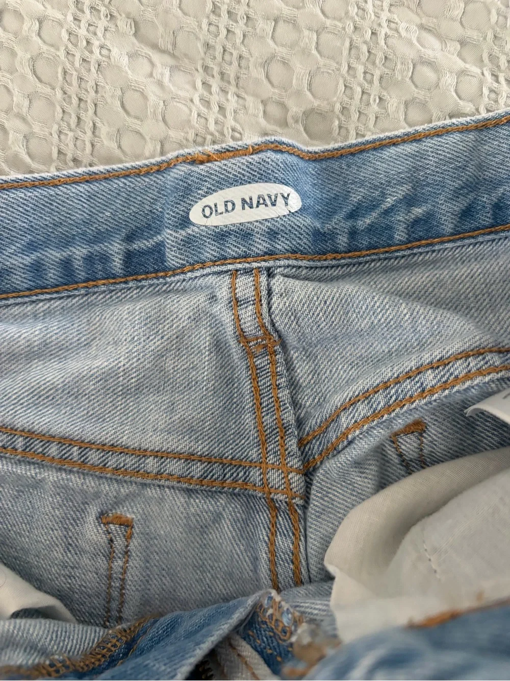 Old Navy stylish light